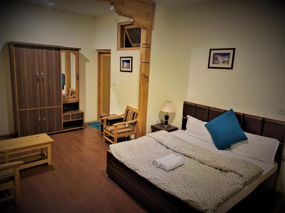 Niri-La Guest House Лех Екстер'єр фото